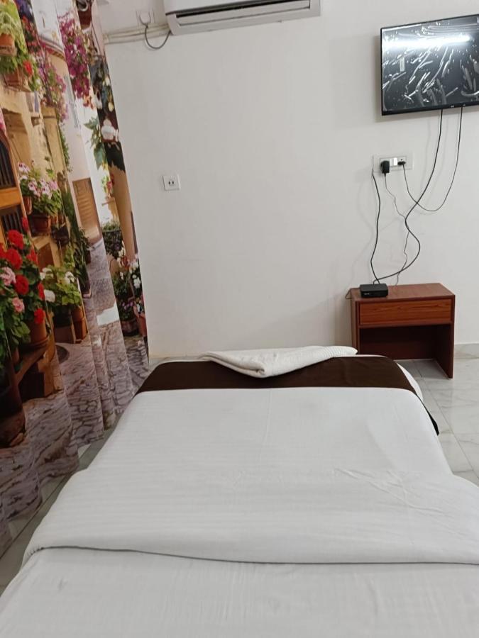 Hotel Atithi Grand Guwahati Exterior foto