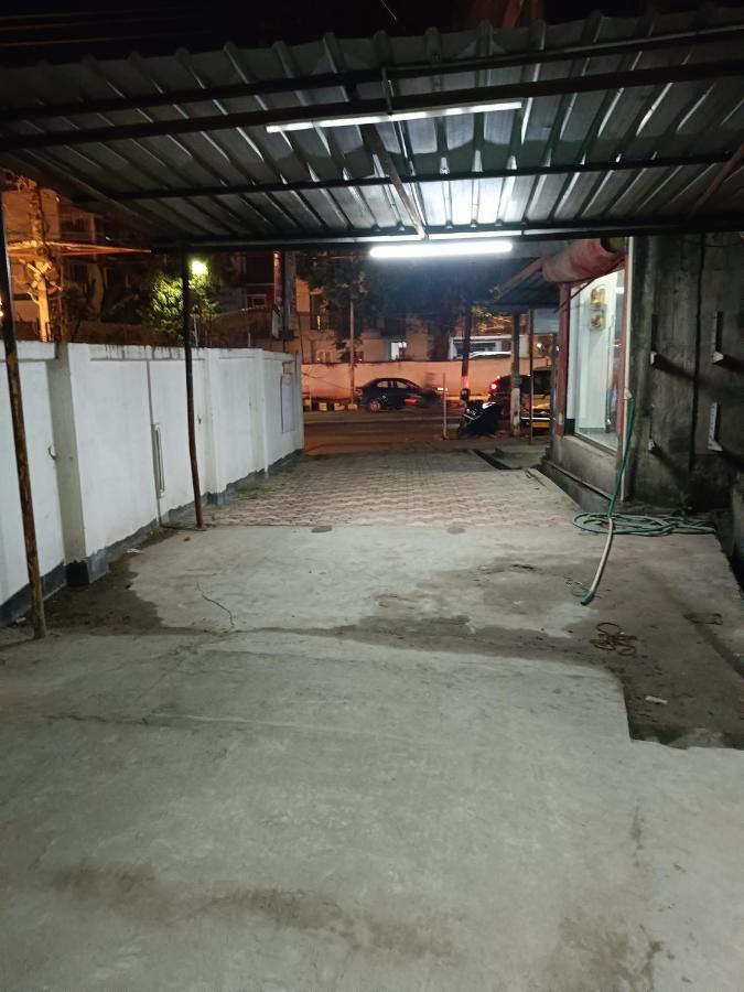 Hotel Atithi Grand Guwahati Exterior foto